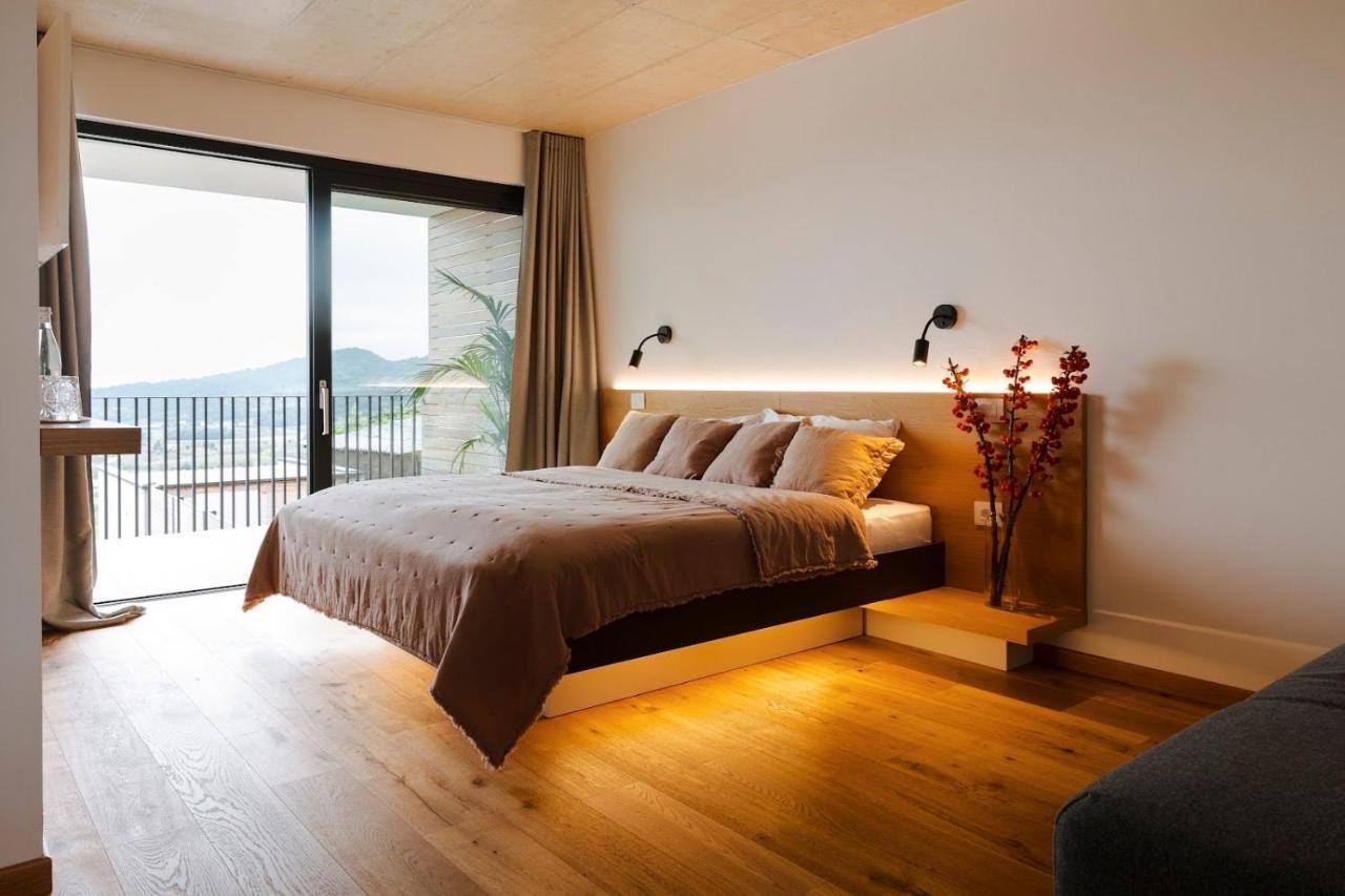 Tavarneta Estate Dobrovo Εξωτερικό φωτογραφία